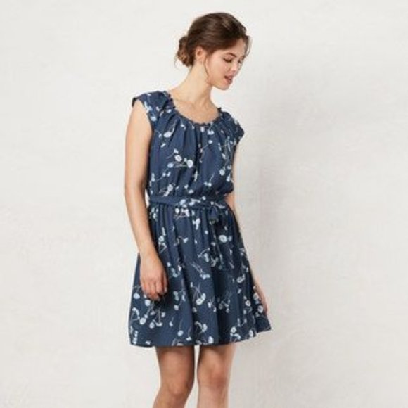 LC Lauren Conrad Dresses & Skirts - Lauren Pleated Shift Dress
